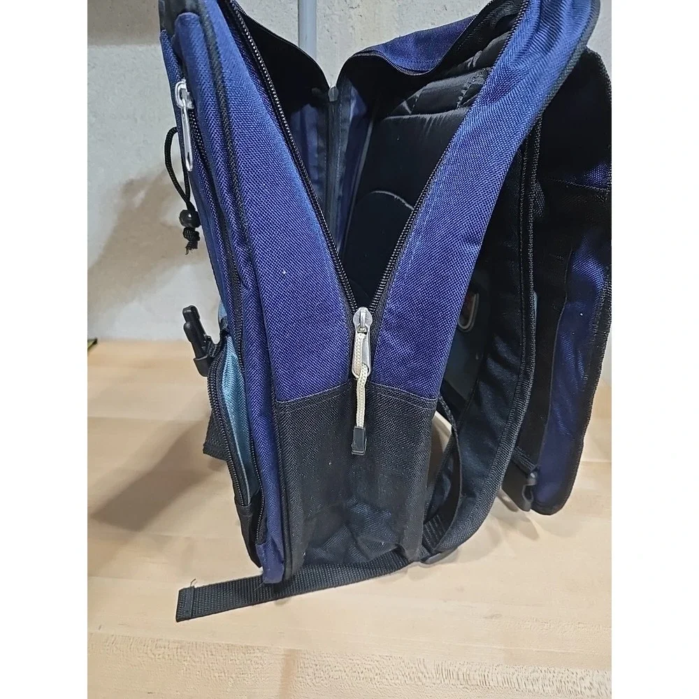 Vintage 1990s DANIEL RAY Backpack Rucksack School Camping Zippers Drawstring New